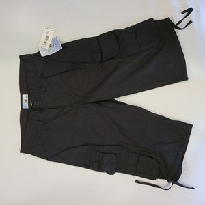 Guy Harvey by Aftco ladies dry wick long shorts, size 6, NWT